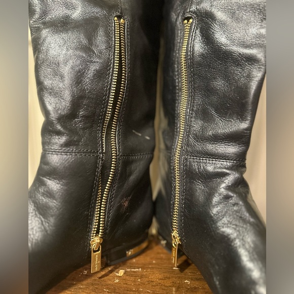 ♦️ Michael Kors Black knee high leather boots with gold studs size 5.5 - Picture 8 of 16